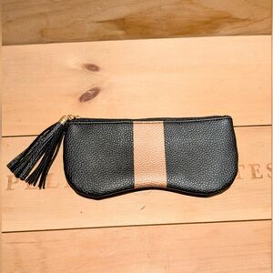 Zigi & Marais Clutch with Tassel NWOT
